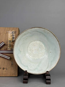 中国美術　南宋時代　影青刻花碗　青磁　包銀口　唐物　古物保証　供箱　旧蔵家出　55U0722-3