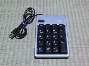 中古品　ELECOM　エレコム　テンキー　TK-BT3