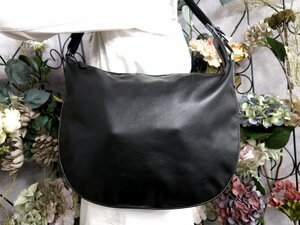 ●超美品●GUCCI グッチ●ロゴ型押し●ナイロン カーフ レザー 本革●ワンショルダー バッグ●黒●SV金具●肩掛け●B5 書類 収納●Js49761