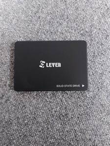 SSD 1TB 2.5インチ　LEVEN　JS600