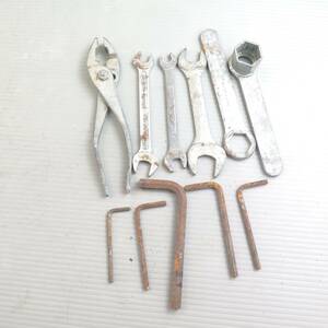 ★RG250Γ [GJ21A] 純正 車載工具 ツール TOOLS スズキ 中古 KR060429