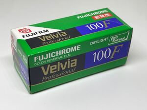 FUJIFILM富士フイルム 期限切れ Velvia 100F 120 ブローニー リバーサルフィルム