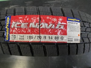 【新古品】スタッドレスタイヤ　185/70R14　88Ｑ　グッドイヤー ICE NAVI 6　1本のみ　未使用2019年製　スノータイヤ