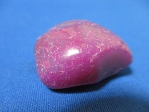 綺麗な紫の天然石☆自然石／綺麗な石ころ／小石／i0206-2