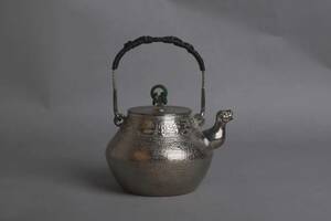 時代 純銀製 蔵六居造 饕餮文 玉摘 湯沸 工芸品 古美術品 銀瓶 煎茶道具