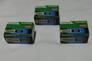 FUJIFILM フジフイルム Velvia100 135 36枚撮 期限切れ 3本 未使用品