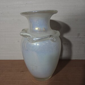 昭和の逸品 硝子工芸 KAMEI GLASS カメイガラス 花瓶 乳白色 パール調 花器 手作り フラワーベース 花器 アンティーク 花生 インテリア