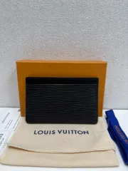 【雷市場（ポンジャン）商品韓国直送】 Louis Vuitton(ルイヴィトン) エピ カードウォレット