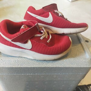 NIKE ローカットスニーカー　15センチ　　　子供靴　キッズ　ボーイズ