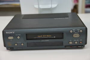 SONY Video8　Hi-Fi Stereo　VIDEO CASSETTE　RECORDER　EV-S33