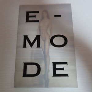 【写真集】初版 E-MODE 江角マキコ 写真集 1999年 リトルモア