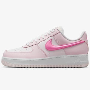 国内新品NIKE WMNS AIR FORCE 1 