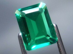 1.14ct a 新品・コロンビアカラーの最上級ランクカラー 合成バイロンエメラルド 超希少入手困難・バイロン社製　（傷少なめタイプ）