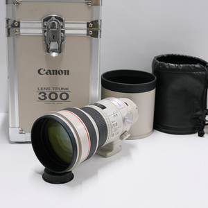 CANON EF300mm F2.8L USM 交換レンズ USED超美品 大口径 超望遠 単焦点 Lレンズ フルサイズ プロ仕様 カメラ 完動品 中古 CP8337