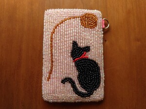 黒猫 ビーズ 刺繍 パスケース オーロラピンク