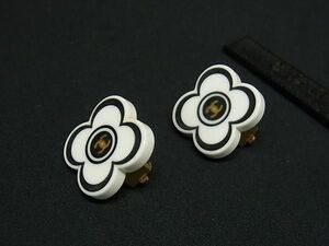 1円 CHANEL シャネル ココマーク クリップ式 イヤリング アクセサリー レディース ホワイト系 FH2339