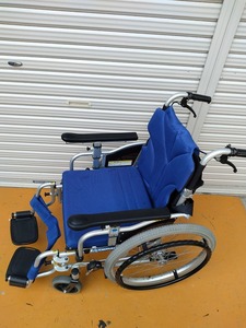 KS-23-0616-12　（クッション染み（？）アリ）カワムラサイクル　簡易モジュール車椅子（低床型）　KZ20-40　