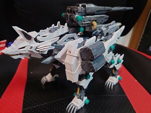 コトブキヤ　ＨＭＭ　ゾイド　１／７２　ケーニッヒウルフ＆デュアルスナイパーライフルセット　組立済み　ジャンク扱いで　ZOIDS