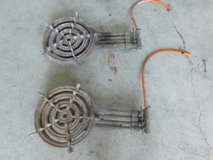 LPガス　業務用　ガスコンロ　４連　鋳物　２個セットで　中古品