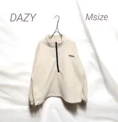 7043　✨️DAZY✨️　 レターパッチ　長袖　ハーフジップ　ボアスウェット