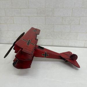 BSG807. 2. ブリキ飛行機模型 ブリキ プロペラ機 RED BARON レッド・バロン　ドイツ機 クロス　38cm