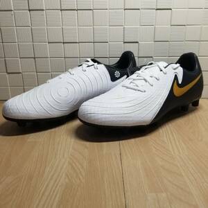 送料無料・新品未使用！！ナイキ NIKE サッカーシューズ スパイク / ファントム GX Ⅱ アカデミー HG / ホワイト×ブラック 24.0ｃｍ