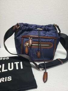 【新品】ベルルッティ　Berluti　ショルダーバッグ　ナイロンバック　