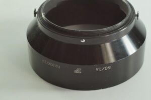 plnyeA002[並品]Nikon 50 1.4 NIKKOR ニコン Auto 50mmF1.4用 メタルフードニコン レンズフード