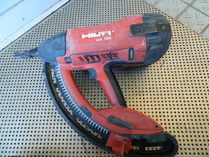 中古　＊ 　HILTI　　　ガス式釘打機　　：　 GX100 　（ジャンク扱い）