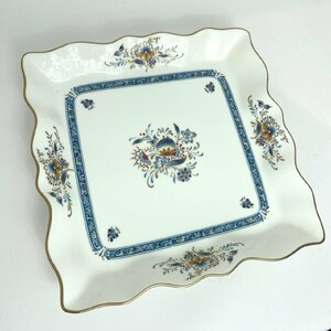 NARUMI BONE CHINA ナルミ ボーン チャイナ スクエア プレート サイズ 22㎝×22㎝ 現状品お渡し 深皿 四角 コレクション コレクター S1975