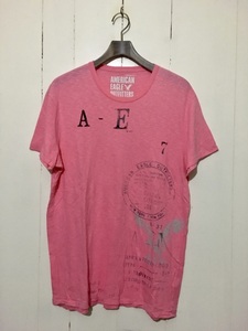 美品☆AMERICAN EAGLE アメリカンイーグル 半袖Tシャツ 半袖カットソー M/M ピンク ステンシル 英字プリント VINTAGE FIT