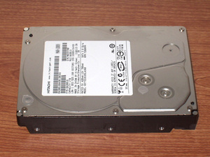 ★ 1TB ★ HITACHI 【 HDT721010SLA360 】 良品 ★Z8K