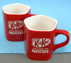 ★ NESCAFE 赤いマグカップ / キットカット KitKat きっと勝つ 合格祈願 五角 マグカップ 【２個セット】