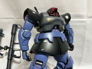 マスターグレード　MG　ドム　リニューアル版　塗装済み完成品　バンダイ