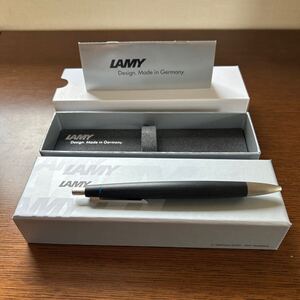 LAMY 2000 4色ボールペン　中古