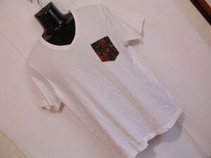 ssy146 ikka 半袖 Tシャツ ホワイト ■ 胸に花柄ポケット ■ Vネック シンプル トップス 綿100％ LLサイズ