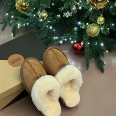 【雷市場（ポンジャン）商品韓国直送】 本物のババエ ） ソール デザイン UGG ユニセックス コケット UGG(アグ) スリッパ 数量限定