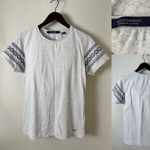 ★【国内正規品 美品 インド製】SCOTCH&SODA スコッチ&ソーダ コットン 100％ 袖 エスニック柄 刺繍 半袖 Tシャツ Sサイズ ライトグレー系