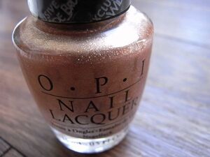 激レア●ホリデー限定●OPI●SR６R2　Opening Night Champange　　Radio City Rockettes Collection 人気カラー　在庫１本