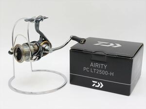 ダイワ エアリティ PC LT2500-H 中古品!! DAIWA AIRITY A3937