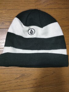 VOLCOM ボルコム ニット帽 ニットキャップ　ビーニー 　フリーサイズ　