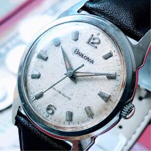 #3085【シックでお洒落】メンズ 腕時計 ブローバ BULOVA 自動巻き 動作品 アンティーク ヴィンテージ 機械式 17石 新品ベルト付 銀色 3針