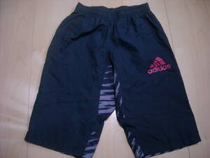 USED★adidasアディダス★ジュニア☆トレーニングハーフパンツ☆色はブラック★サイズ130★