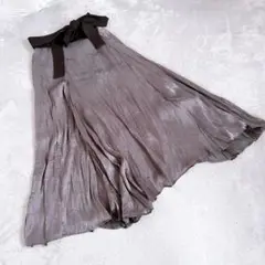 【emmi】エミ（1）リボン デザイン 光沢感 フレア ロングスカート