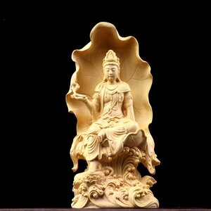 美品 木彫仏像 自在観音菩薩 仏師彫り 招財開運 仏教工芸品 精密彫刻 高さ18cm