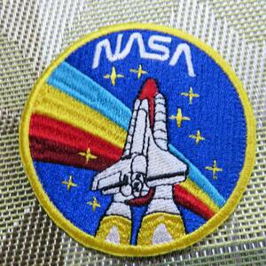 VC■円型（青虹）◆新品NASA　虹色レインボー　刺繍ワッペン◆スペースシャトル　宇宙　アメリカ■ミリタリー『ベルクロ　マジックテープ』