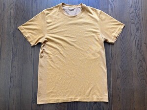 GU　背中、ワキ、横、通気形状　半袖　Tシャツ　オレンジ系　S　肩幅40.5㎝　袖丈20.5　身幅46㎝　着丈65㎝　レディース　涼しい　送料無料