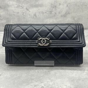 【希少】CHANEL BOY ボーイシャネル マトラッセ ココマーク メンズ レディース 長財布 フラップ ラムスキン シルバー金具 ブラック