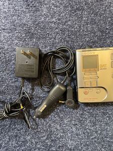 ☆美品☆ 希少 動作品 SONY TCD-D100 DAT WALKMAN PORTABLE RECORDER ソニー DAT ウォークマン ポータブル カセットレコーダー ソニー