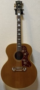 1964年製 Gibson J-200Nです。